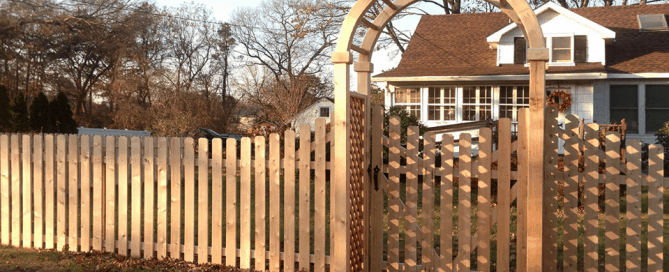 Vinyl fence installations for Long Island housing