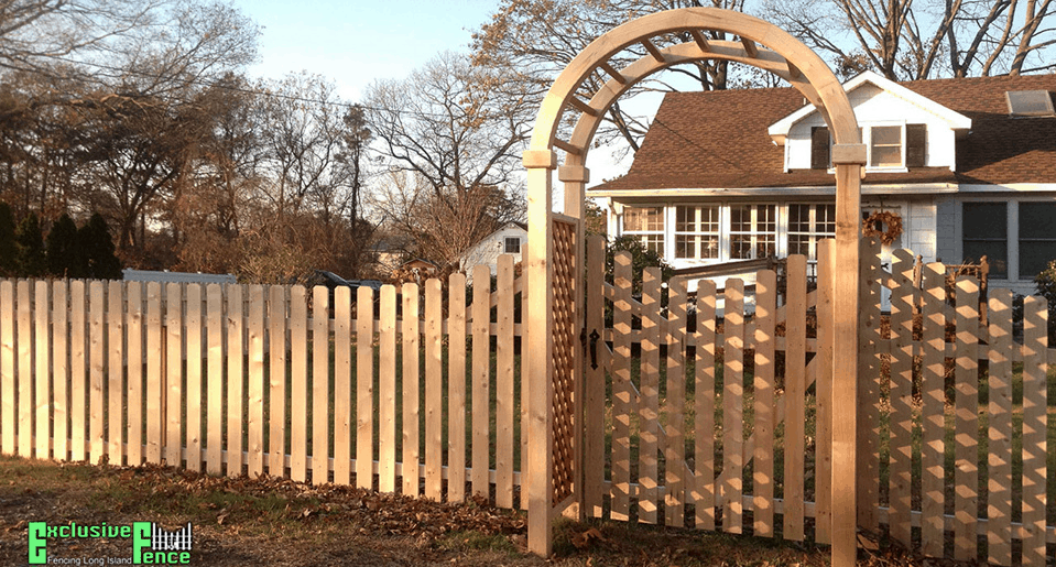 Vinyl fence installations for Long Island housing