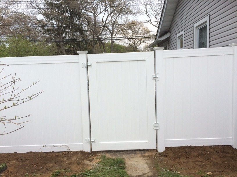 Vinyl Fence